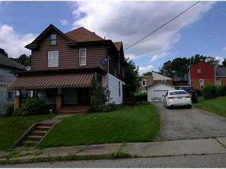 608 Gibson Ave, South Connellsville, PA 15425-2719
