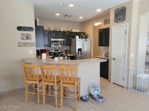 3740 Remington Dr, Gilbert, AZ 85297-7813
