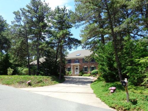 30 Pine Field Rd, Wellfleet, MA 02667-8124