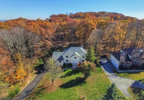 890 Boonton Ave, Boonton Township, NJ 07005-8912