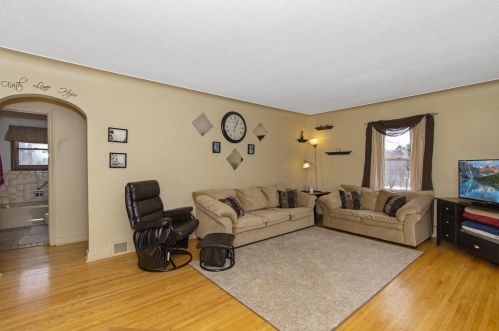 1901 Swan Lake Rd, Duluth, MN 55811-1909