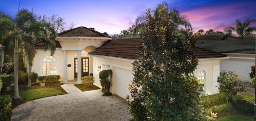106 Esperanza Way, West Palm Beach, FL 33418-6206