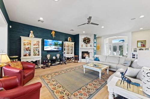 848 Birdie View Pt, Sanibel FL  33957-4629 exterior