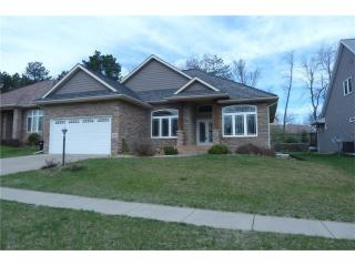 2155 Dempster Dr, Iowa City, IA 52241-9739