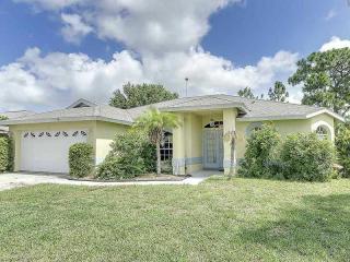2831 57th Dr, Bradenton, FL 34203-5344