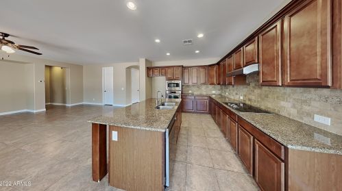 2472 Mead Dr, Gilbert, AZ 85298-2324