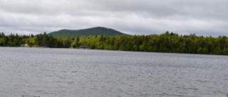 7 Garden Rd, Onchiota, NY 12989-2913