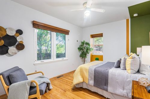 1139 King St, Redwood City CA  94061-2260 exterior