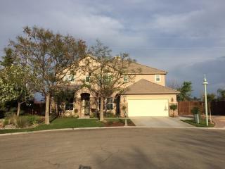 11092 Le Conte Pass Ct, Clovis, CA 93619-4669
