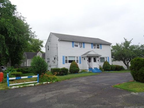 790 Light St, Stratford, CT 06614-4635