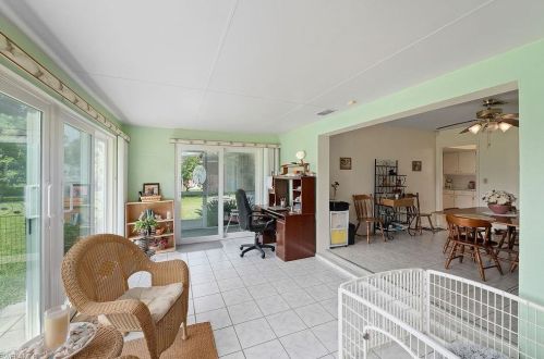 127 Highview Ave, Lehigh Acres FL 33936-7046 exterior