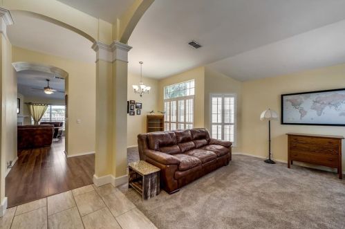 1704 Kingston Ln, Lewisville TX  75028-7307 exterior