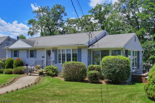 571 Herrick Dr, Dover, NJ 07801-2010