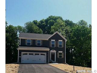 3072 Wheatfield Dr, Chittenango, NY 13037-9657