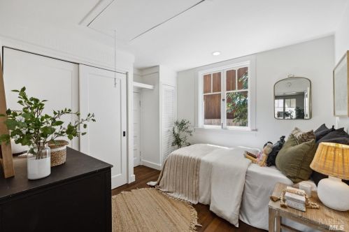 207 Madrone Ave, Larkspur CA  94939-2114 exterior