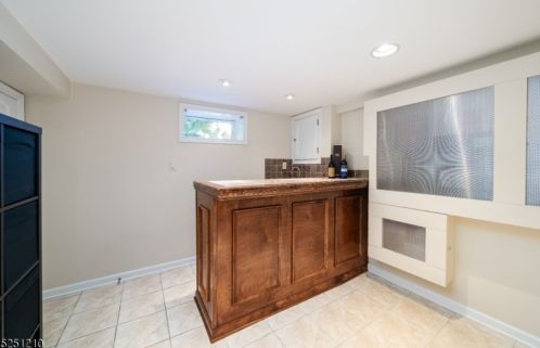 49 Myrtle St, Cranford NJ  07016-3456 exterior