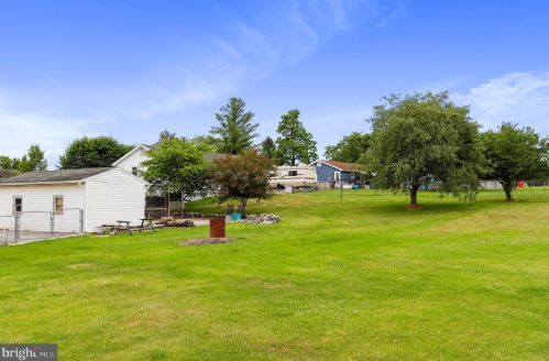 10601 Scenic View Dr, Upton PA  17225-9359 exterior