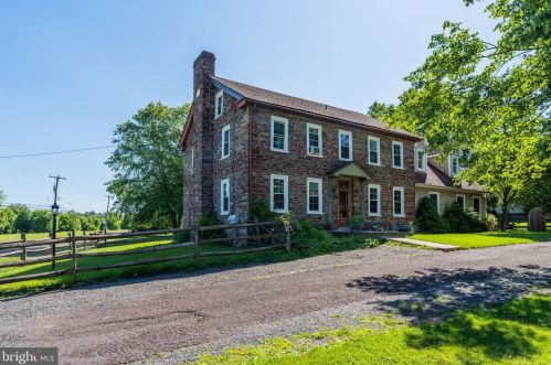 290 Alderfer Rd, Harleysville, PA 19438-1925