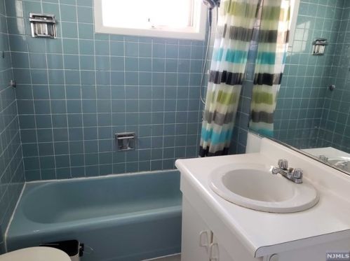 25 Valley Rd, Montclair NJ  07042-2708 exterior