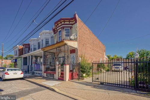 412 27th St, Camden, NJ 08105-1142