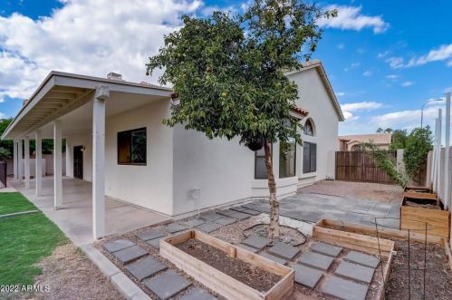 3871 Jasper Dr, Chandler AZ  85226-1322 exterior