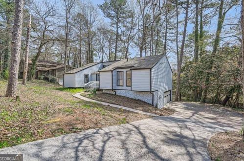4959 Post Road Ct, Stone Mountain, GA 30088-2033