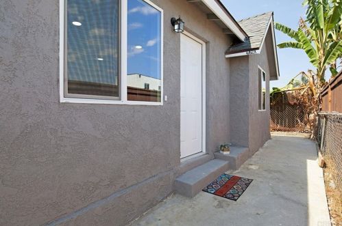 4762 Castle Ave, San Diego CA  92105-2913 exterior