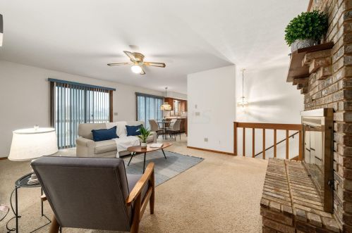 2375 Chickasaw Dr, London OH  43140-9014 exterior