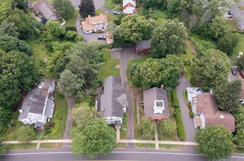 840 Worthington Rdg, Kensington, CT 06037-3203