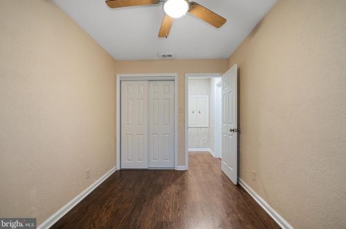 8318 Fairview Rd, Melrose Park PA  19027-2121 exterior