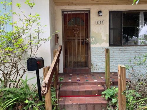 3134 32nd Ave, Saint Petersburg, FL 33713-2522