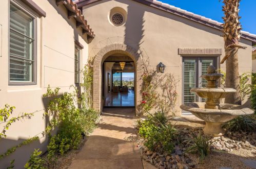 81540 Carboneras, La Quinta CA  92253-8219 exterior