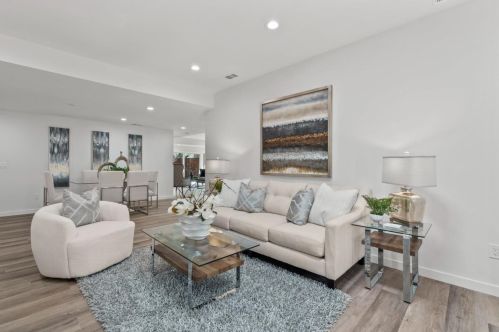 1797 Rosswood Dr, San Jose CA  95124-5224 exterior