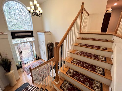 46 Tuck Dr, Fremont, NH 03044-3044
