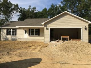 8169 Chief Red Cloud Dr, Crossville TN  38572-6763 exterior