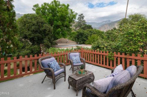 1765 Homewood Dr, Altadena CA  91001-2750 exterior