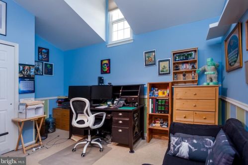 403 Stratford Ct, Lansdale PA  19446-6374 exterior