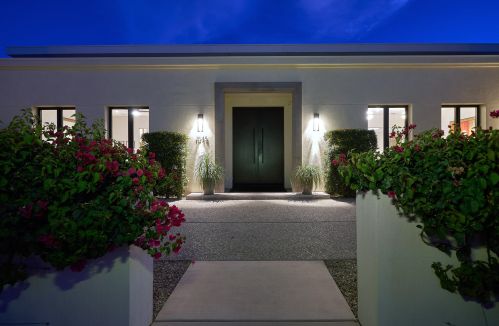 1045 Bella Vis, Palm Springs, CA 92264-9696