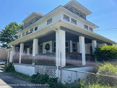 162 Ridge Ave, Tinton Falls, NJ 07712-6746