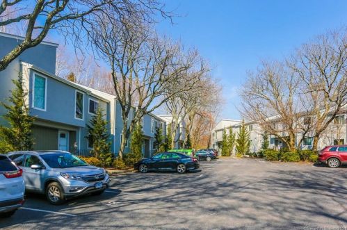 52 Randall Ave, Stamford, CT 06905-4239