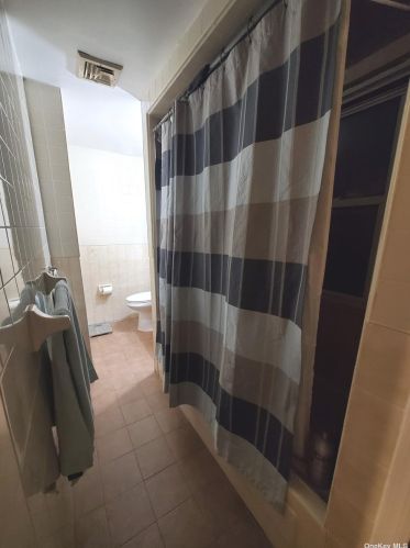 9905 98th St, Jamaica NY  11416-2541 exterior