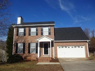 220 Twin Falls Dr, Simpsonville SC  29680-6246 exterior