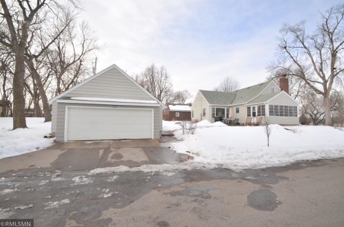 450 Johnson Pkwy, Saint Paul, MN 55106-5722