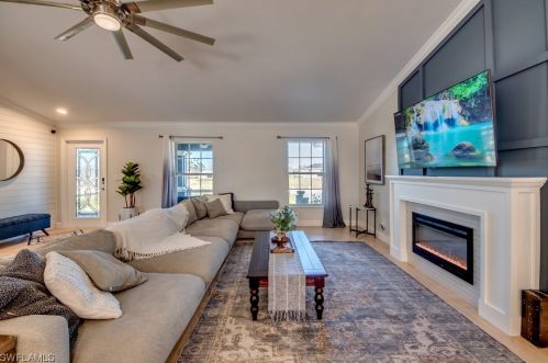 2505 20th Ave, Cape Coral FL  33904-3226 exterior