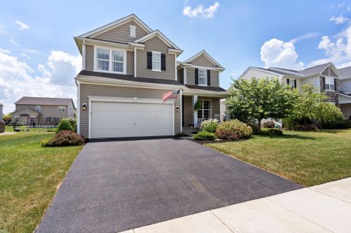984 Kentucky Cir, Marysville, OH 43040-7095