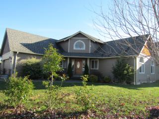 1615 Fruitland Dr, Bellingham WA  98226-1201 exterior