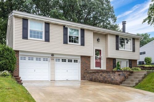 120 Mcmahon Dr, Manor, PA 15665-9603