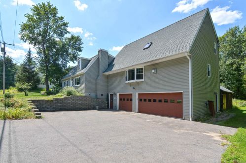 173 Main St, Newton, NH 03858-3710