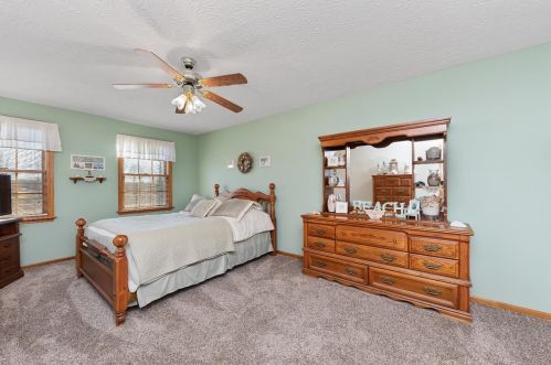 162 Black Hawk Dr, Sardinia OH  45171-9665 exterior