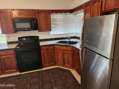 802 Alzora Way, Tolleson AZ  85353-1902 exterior